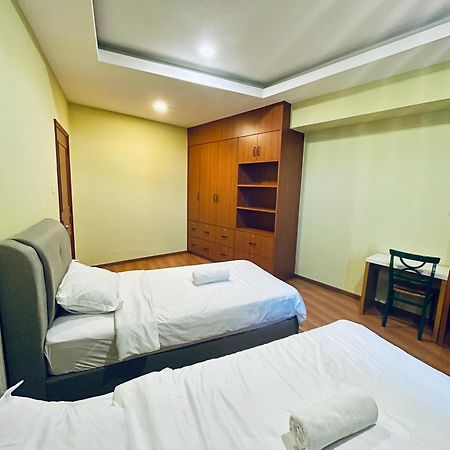 Kuching City Center Riverbank Suites With Marvelous River View Екстериор снимка
