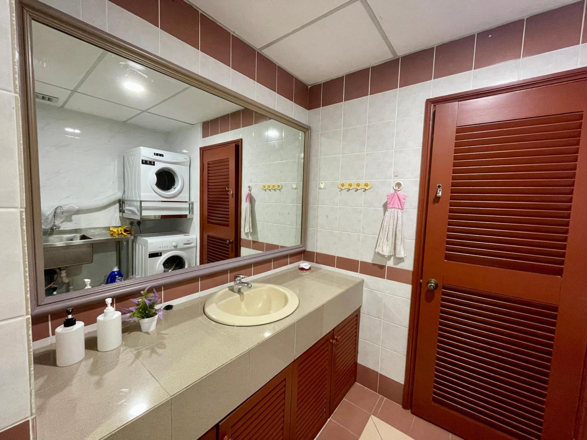 Kuching City Center Riverbank Suites With Marvelous River View Екстериор снимка