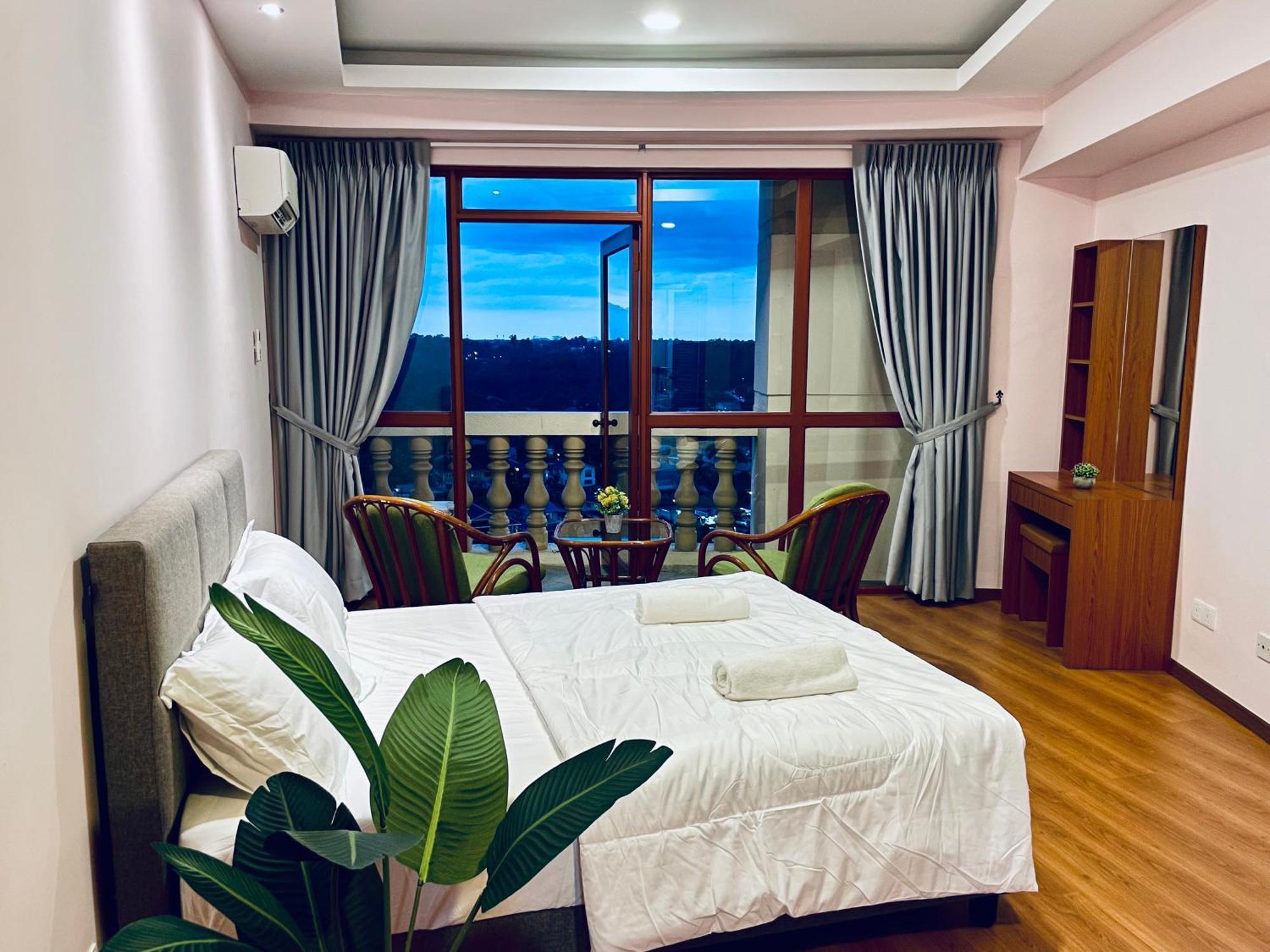 Kuching City Center Riverbank Suites With Marvelous River View Екстериор снимка