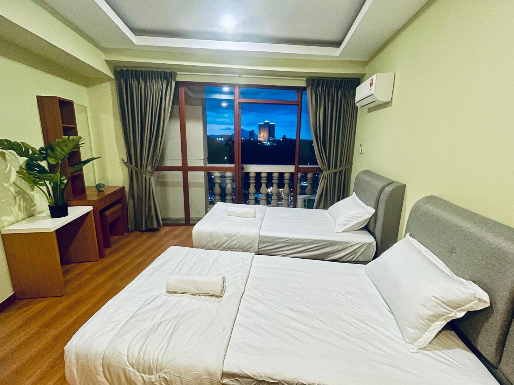 Kuching City Center Riverbank Suites With Marvelous River View Екстериор снимка
